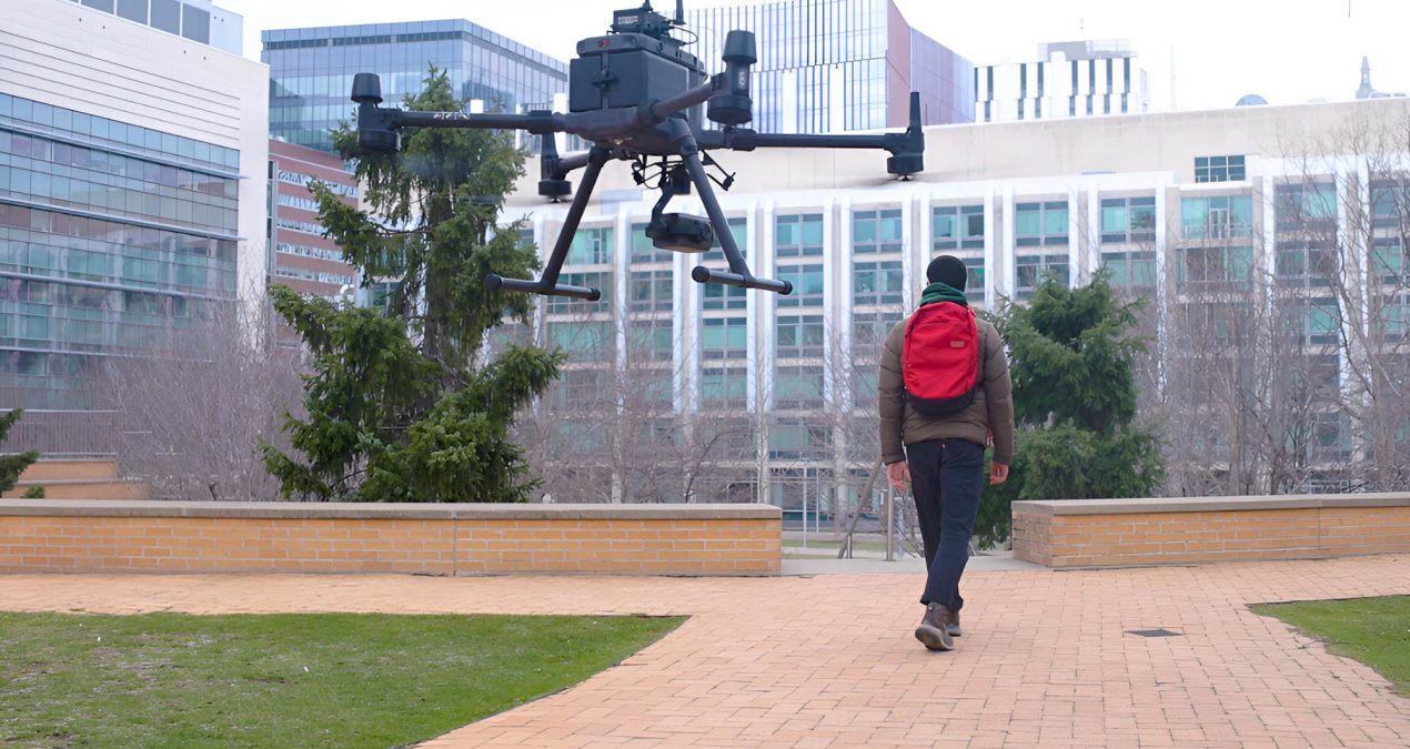 Drones navigate unseen environments with liquid neural networks