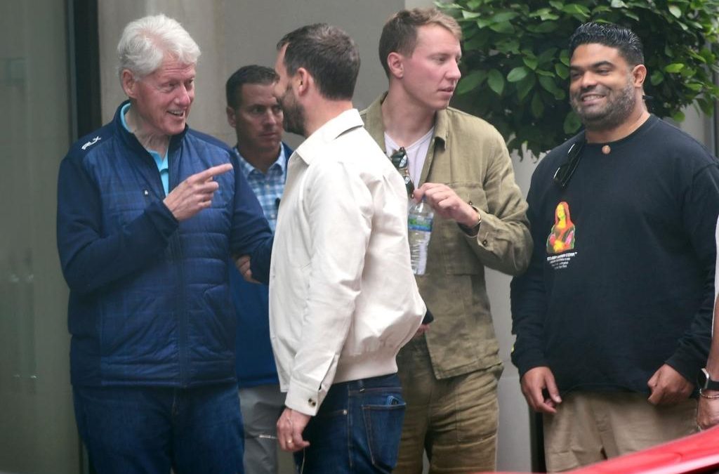 Michael Kives seen with Bill Clinton amid FTX’s $700M suit