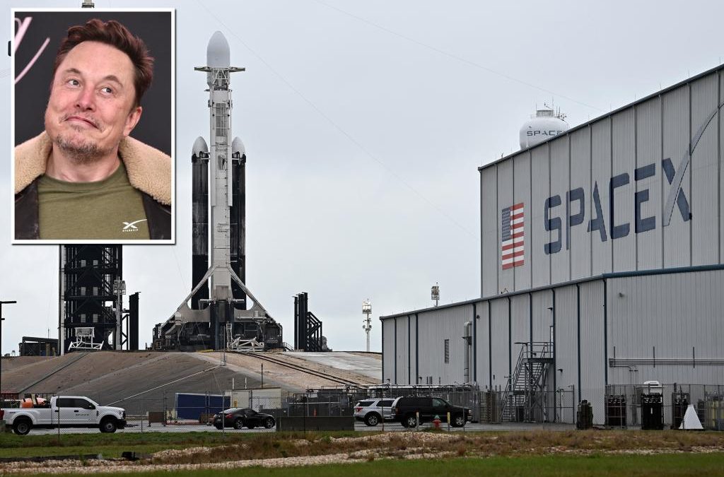 SpaceX execs accused of sexual harassment, retaliation: filings