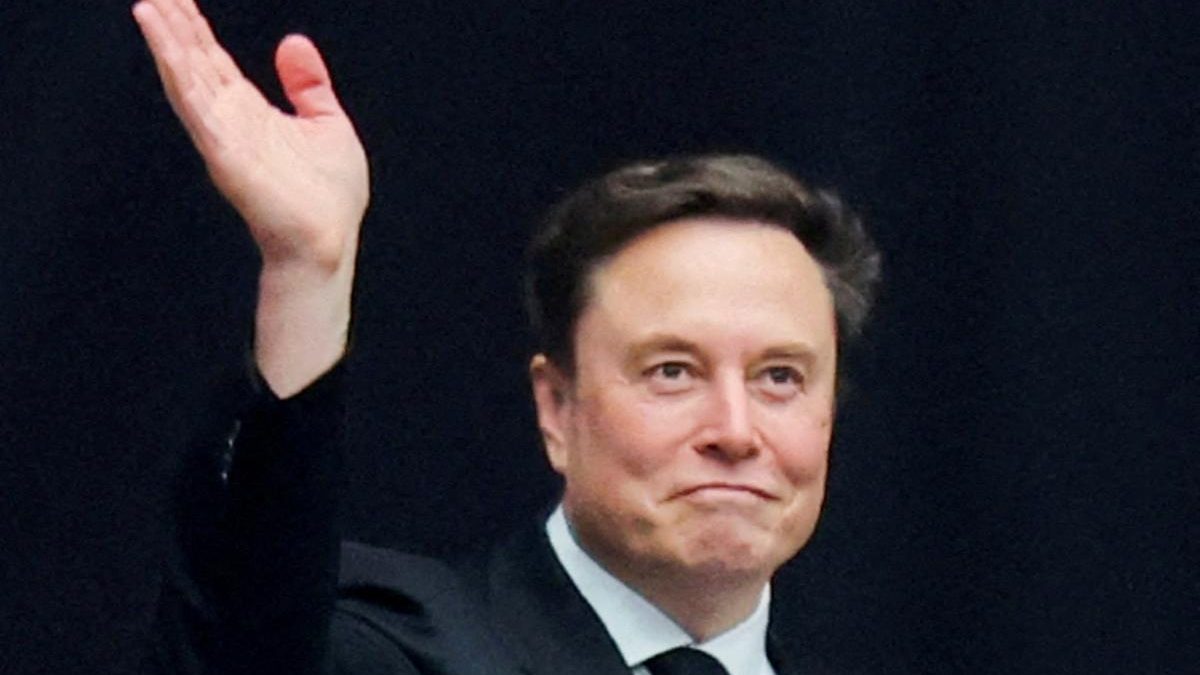 Elon Musk’s future at Tesla in balance as shareholders consider $1 trillion pay package